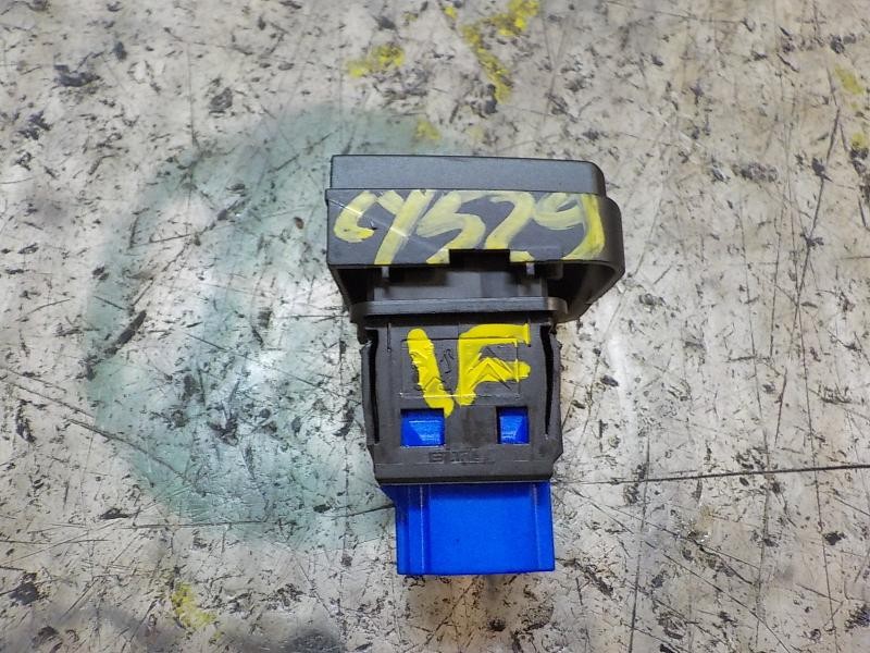 Recambio de warning para peugeot 208 access referencia OEM IAM 96750916ZD  