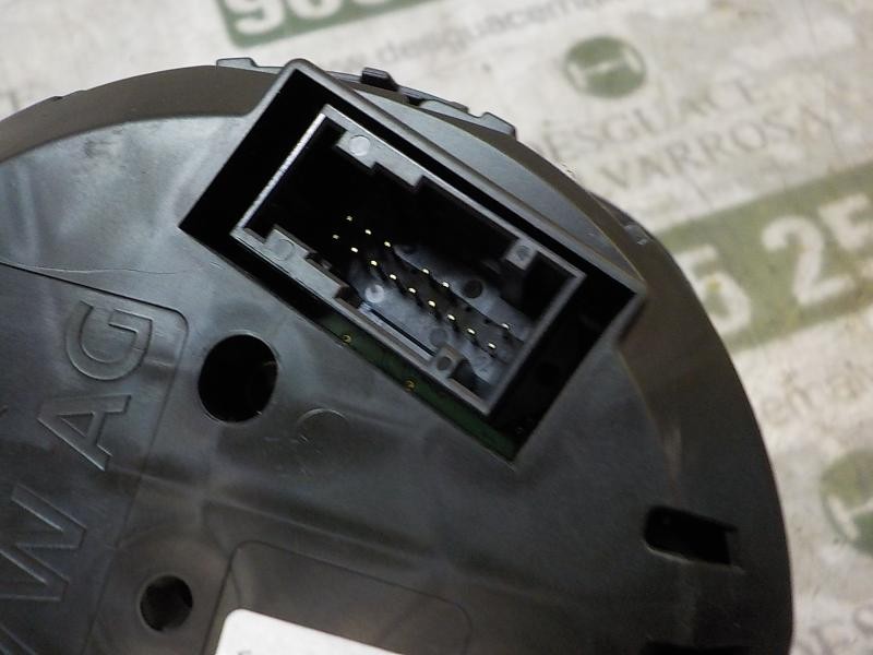 Recambio de cuadro instrumentos para seat leon (5f1) 1.6 tdi referencia OEM IAM 5F0920961H 5F0920961K 