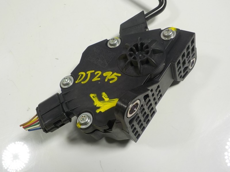 Recambio de potenciometro pedal para lexus rx 450h referencia OEM IAM 7811048040 7811048040 1988009090