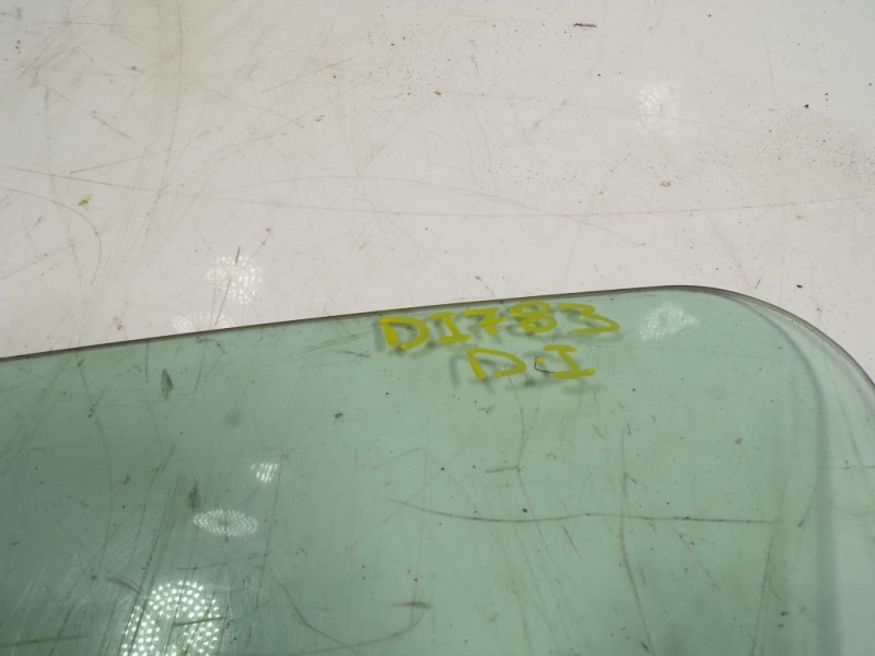 Recambio de cristal puerta delantero izquierdo para citroën c3 1.0 vti referencia OEM IAM 9201P4  