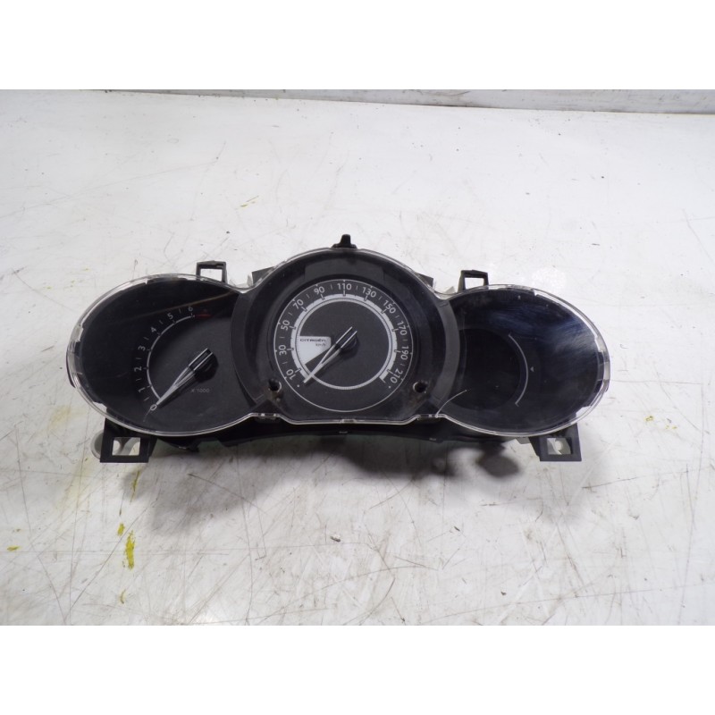 Recambio de cuadro instrumentos para citroën c3 1.0 vti referencia OEM IAM 98041179XT A2C83012700 A2C83012700