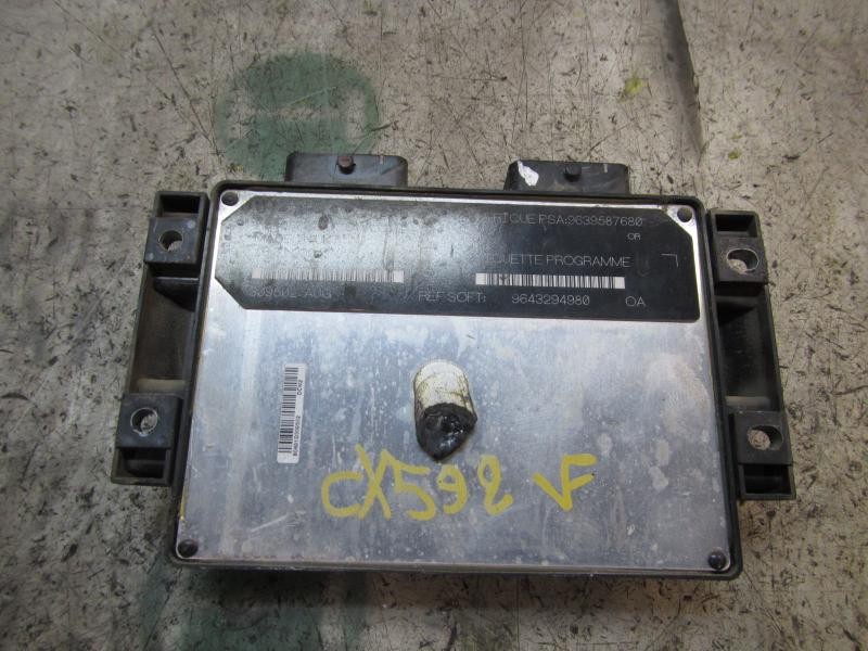 Recambio de centralita motor uce para citroën xsara berlina 1.9 diesel referencia OEM IAM   