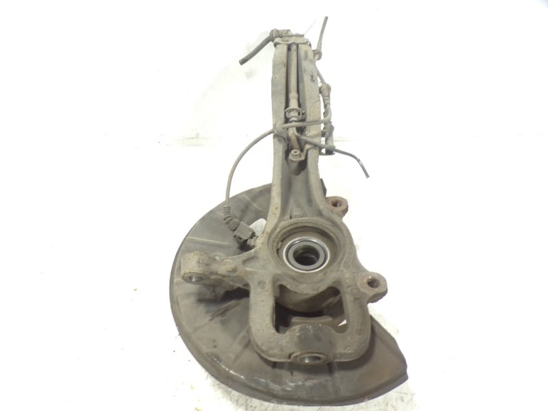 Recambio de mangueta delantera izquierda para volkswagen touareg (7l6) 3.0 v6 tdi dpf referencia OEM IAM 7L0407257A  