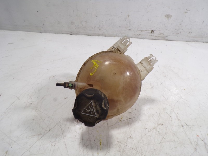 Recambio de deposito expansion para citroën c3 1.0 vti referencia OEM IAM 9800777280  