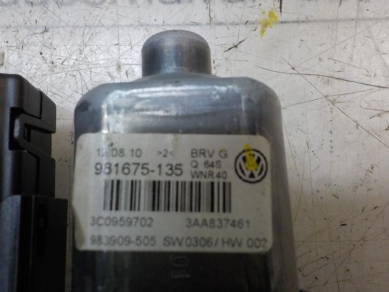 Recambio de motor elevalunas delantero derecho para volkswagen passat berlina (3c2) advance plus referencia OEM IAM   