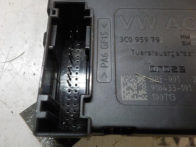 Recambio de motor elevalunas delantero derecho para volkswagen passat berlina (3c2) advance plus referencia OEM IAM   