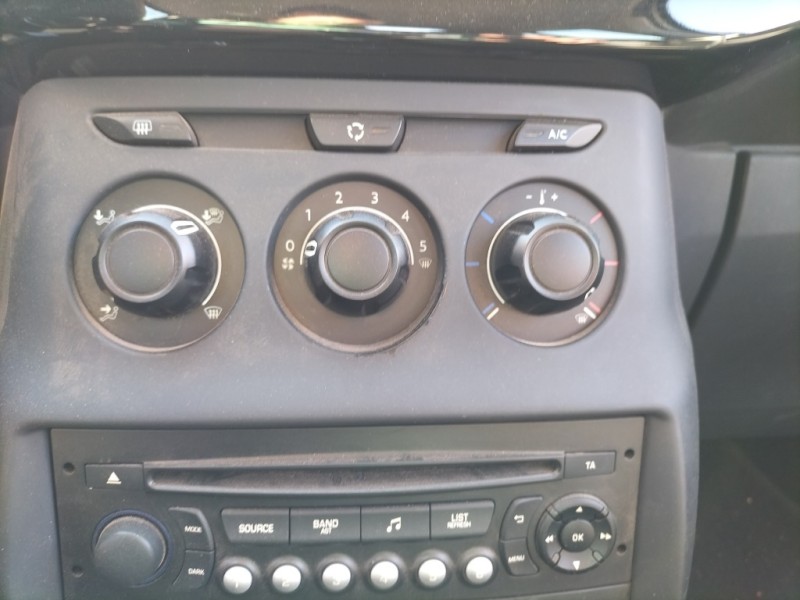 Recambio de mando calefaccion / aire acondicionado para citroën c3 1.0 vti referencia OEM IAM 9675400280 Z85100001 