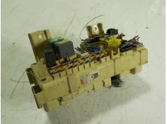 Recambio de caja reles / fusibles para toyota avensis berlina (t25) 2.0 turbodiesel cat referencia OEM IAM  82641CA010F  2