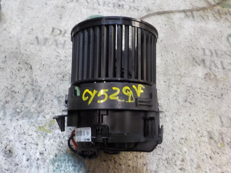 Recambio de motor calefaccion para peugeot 208 access referencia OEM IAM 1608182080  