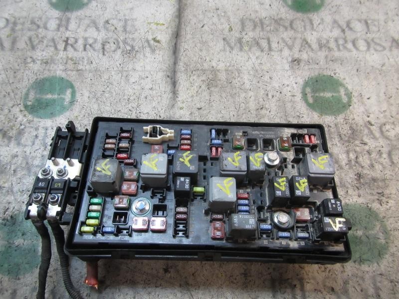 Recambio de caja reles / fusibles para chevrolet cruze ls referencia OEM IAM   