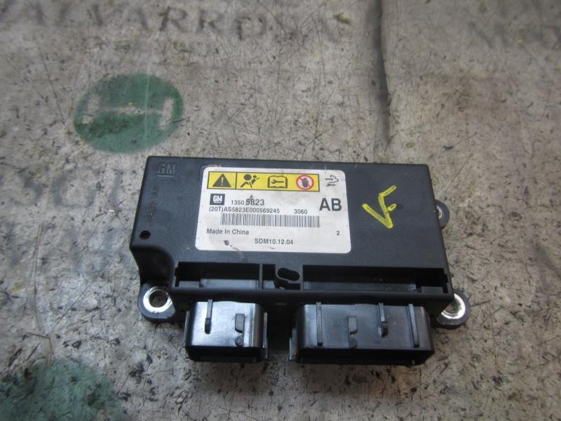 Recambio de centralita airbag para chevrolet cruze ls referencia OEM IAM   