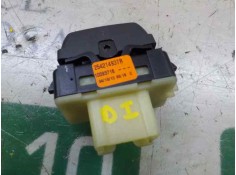 Recambio de mando elevalunas delantero izquierdo para dacia sandero stepway ambiance referencia OEM IAM 254214937R 254214937R  2