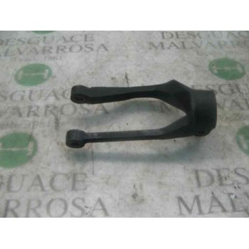 SOPORTE BRAZO SUSPENSION DELANTERO IZQUIERDO 