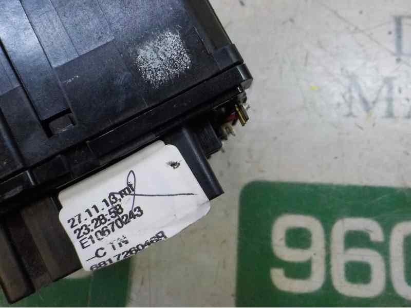 Recambio de mando limpia para dacia sandero stepway ambiance referencia OEM IAM 8201168008 681726046R E10670243