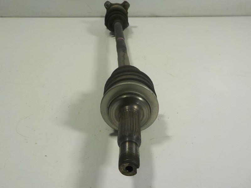 Recambio de transmision trasera izquierda para lexus rx 450h referencia OEM IAM 4234048100  