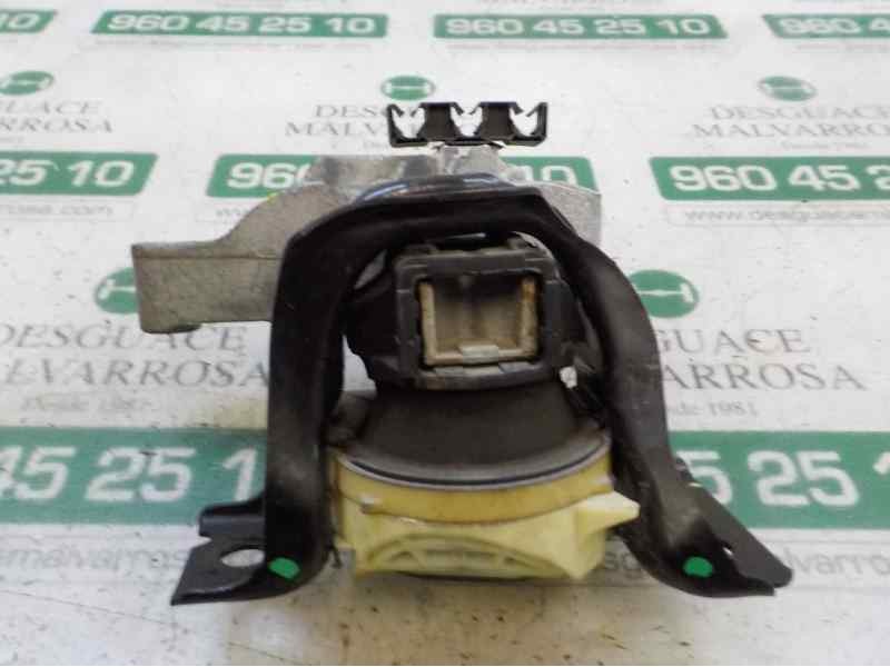 Recambio de soporte motor derecho para dacia sandero stepway ambiance referencia OEM IAM 113758078R  