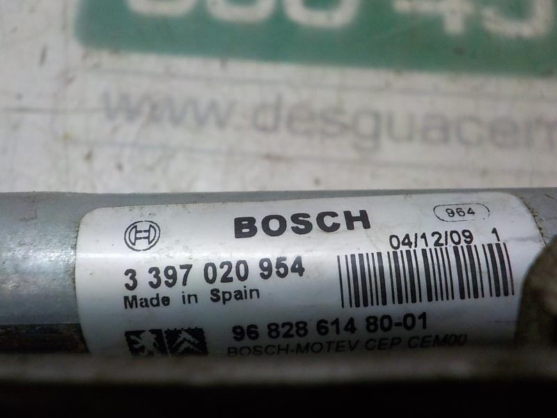 Recambio de articulacion limpia delantero para citroën berlingo station wagon sx multispace referencia OEM IAM   