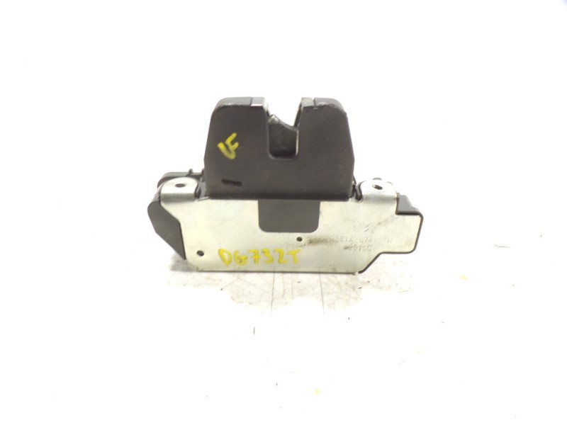 Recambio de cerradura maletero / porton para peugeot 208 1.6 blue-hdi fap referencia OEM IAM 8719F8  