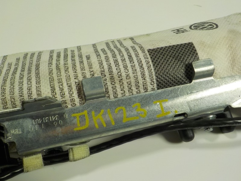 Recambio de airbag lateral delantero izquierdo para skoda rapid 1.6 tdi dpf referencia OEM IAM 5JA880241A 34131457B 34131457B