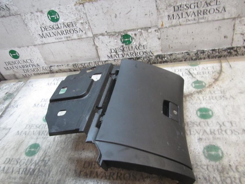 Recambio de guantera para chevrolet cruze ls referencia OEM IAM   
