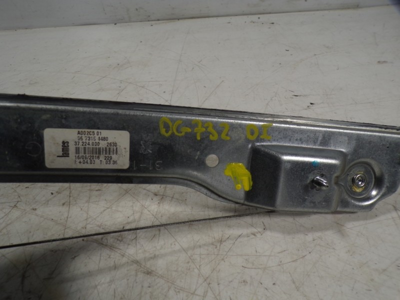 Recambio de elevalunas delantero izquierdo para peugeot 208 1.6 blue-hdi fap referencia OEM IAM 9673154480 9674254480 