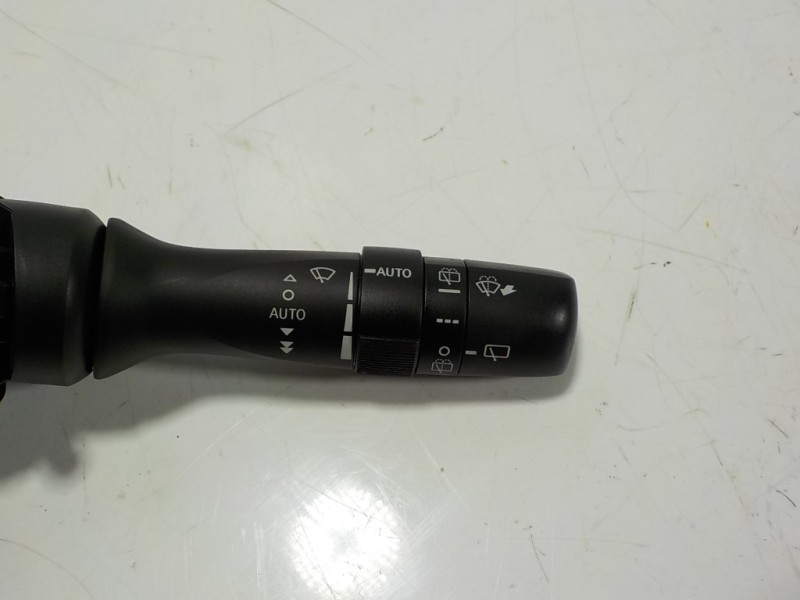 Recambio de mando limpia para subaru xv advance referencia OEM IAM 83114FJ070 173848 