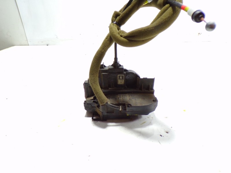 Recambio de cerradura puerta delantera derecha para renault koleos 2.0 dci diesel fap referencia OEM IAM 805024058R  