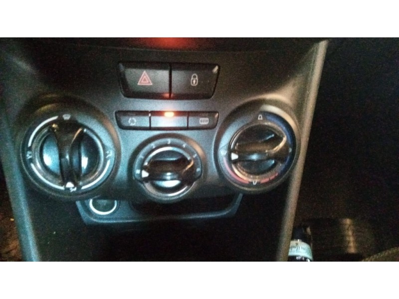 Recambio de mando calefaccion / aire acondicionado para peugeot 208 1.6 blue-hdi fap referencia OEM IAM 9672248380  