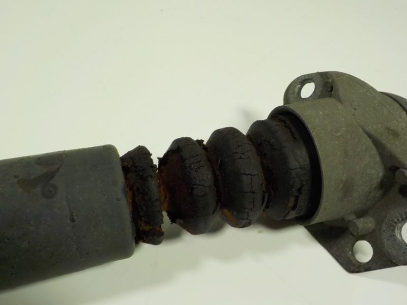 Recambio de amortiguador trasero izquierdo para skoda rapid 1.6 tdi dpf referencia OEM IAM 6R0513025AN 6R0513025AN 