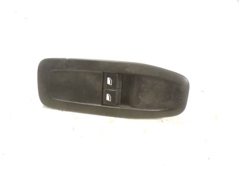 Recambio de mando elevalunas delantero izquierdo para peugeot 208 1.6 blue-hdi fap referencia OEM IAM 96749245ZD  