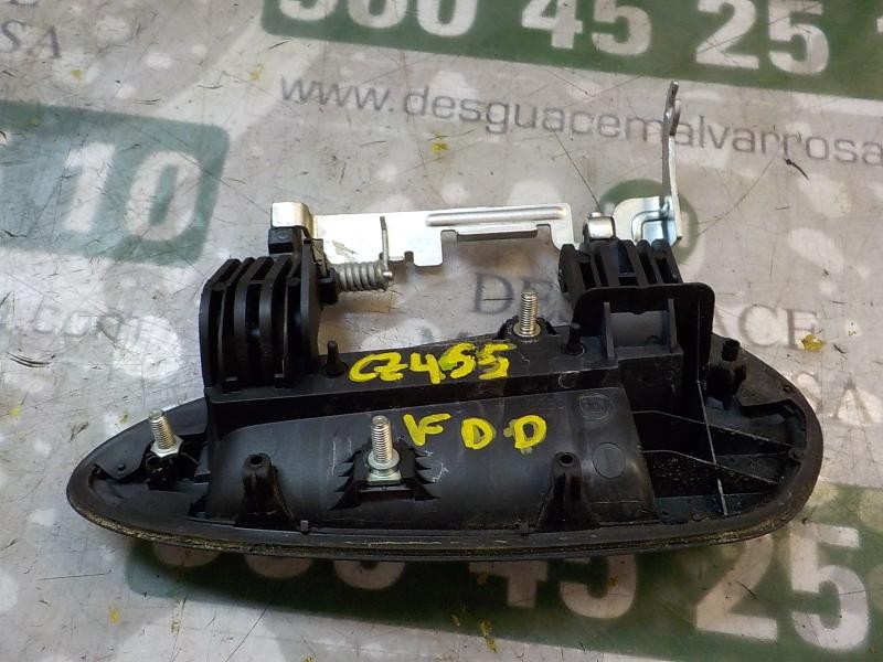 Recambio de maneta exterior delantera derecha para fiat punto (199) 1.2 referencia OEM IAM 735498779  