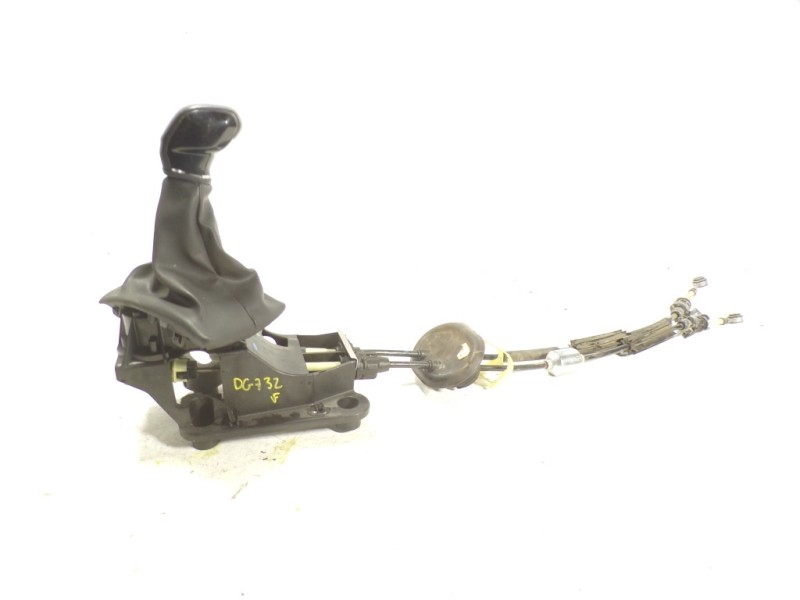 Recambio de palanca cambio para peugeot 208 1.6 blue-hdi fap referencia OEM IAM 9808161780  