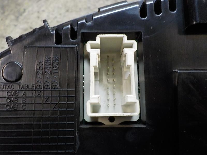 Recambio de cuadro instrumentos para citroën c4 lim. 1.6 hdi fap referencia OEM IAM 9801531880 9801531880 