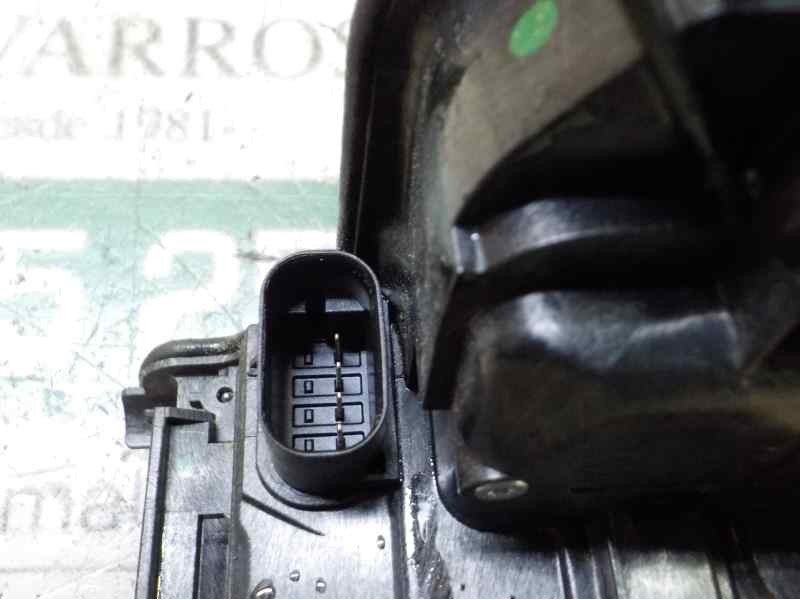 Recambio de cerradura puerta trasera derecha para bmw serie x1 (f48) sdrive18d referencia OEM IAM 51227281940 728194012 18283810