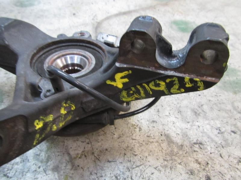 Recambio de mangueta delantera derecha para citroën c4 picasso exclusive referencia OEM IAM 364796  