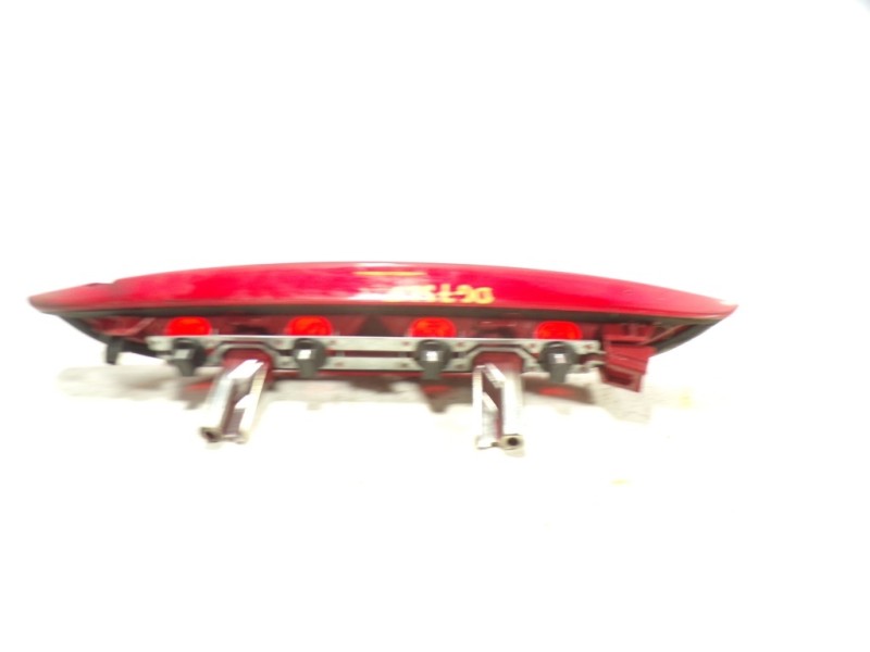 Recambio de piloto trasero central para peugeot 208 1.6 blue-hdi fap referencia OEM IAM 9674309080  