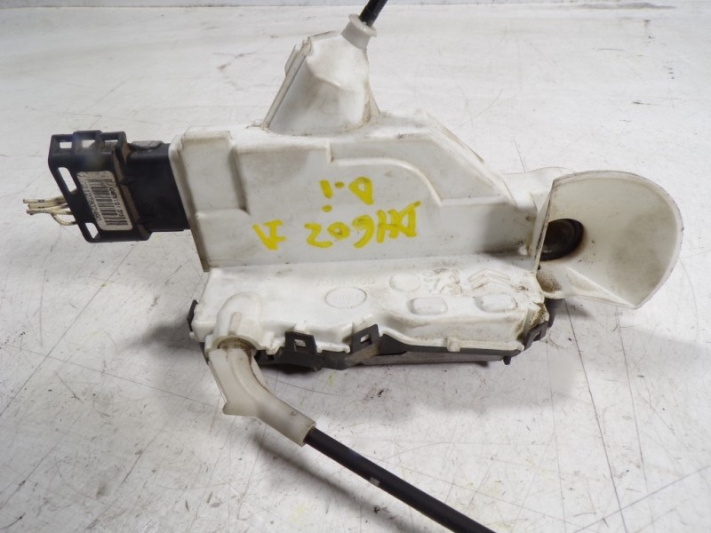 Recambio de cerradura puerta delantera izquierda para citroën c3 1.4 hdi referencia OEM IAM 9800624480 5213M1129J4 