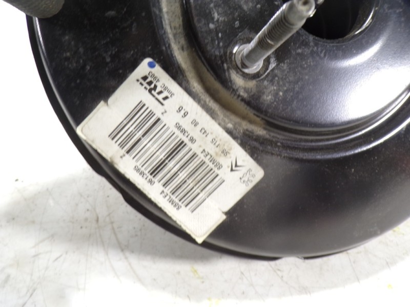 Recambio de servofreno para peugeot 208 1.6 blue-hdi fap referencia OEM IAM 1609894980 9811514380 