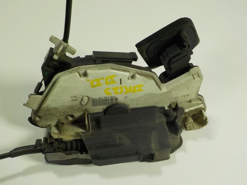 Recambio de cerradura puerta delantera derecha para skoda rapid 1.6 tdi dpf referencia OEM IAM 5E1837015A 5E1837015A 
