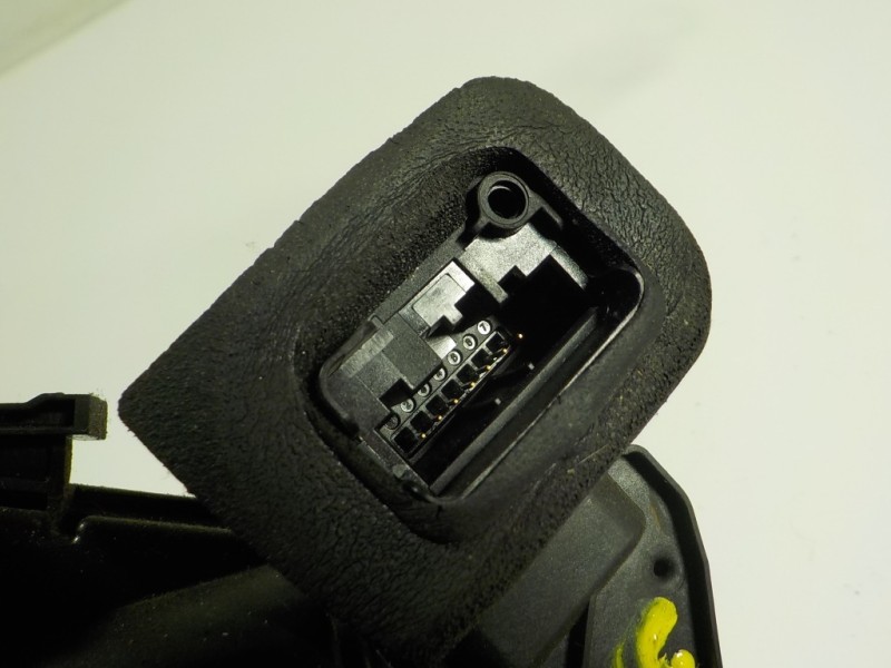 Recambio de cerradura puerta delantera izquierda para skoda rapid 1.6 tdi dpf referencia OEM IAM 5E1837016A 5E1837016A 