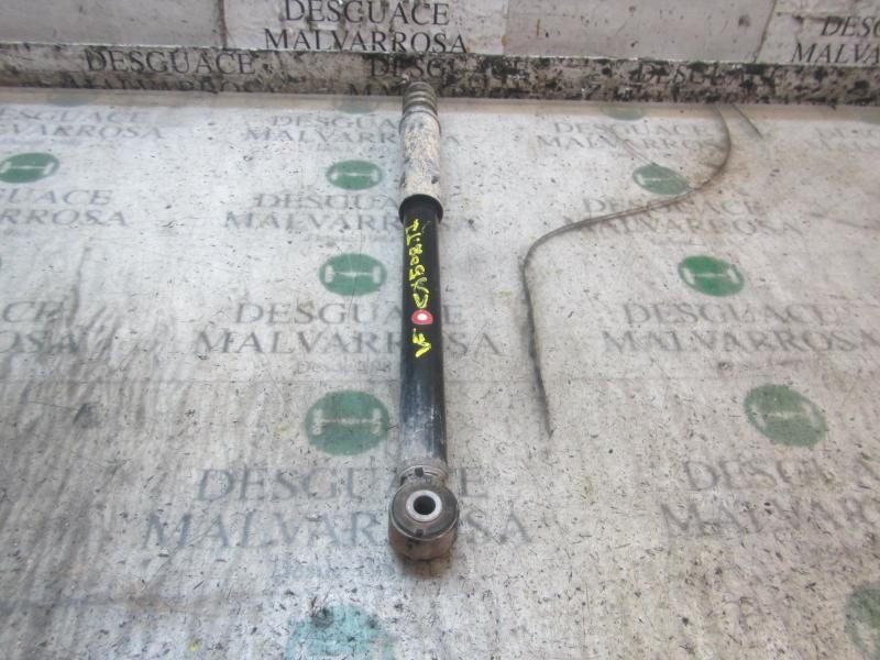 Recambio de amortiguador trasero izquierdo para dacia duster adventure referencia OEM IAM 562105043R  