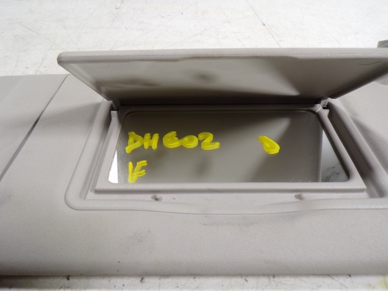 Recambio de parasol derecho para citroën c3 1.4 hdi referencia OEM IAM 8163HV  