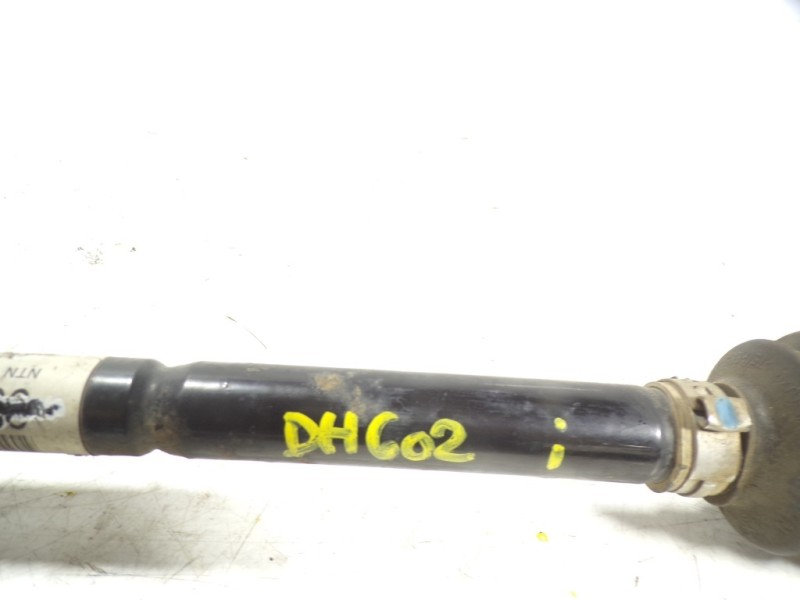 Recambio de transmision izquierda para citroën c3 1.4 hdi referencia OEM IAM 9801388580  