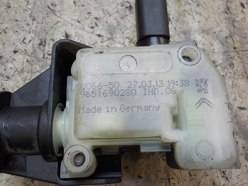 Recambio de motor c/c tapon combustible para citroën c4 lim. 1.6 hdi fap referencia OEM IAM 661535 9651690280 