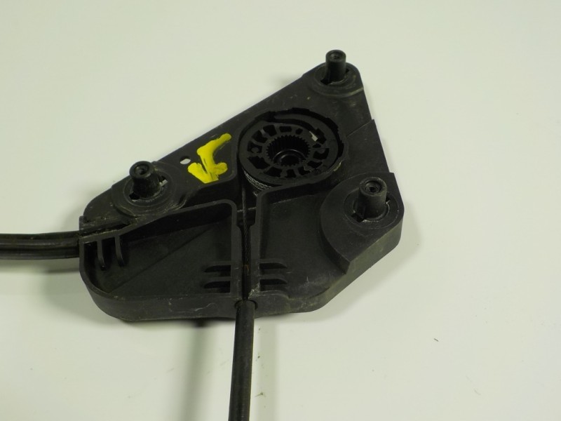 Recambio de elevalunas trasero izquierdo para skoda rapid 1.6 tdi dpf referencia OEM IAM 5JA839461  