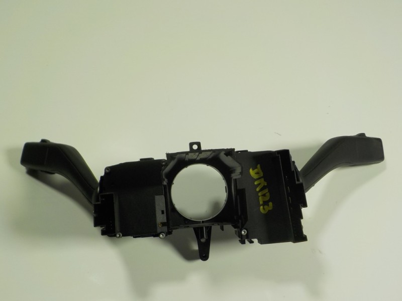 Recambio de mando intermitentes para skoda rapid 1.6 tdi dpf referencia OEM IAM 6RA953513C9B9 6RA953521C 10091624