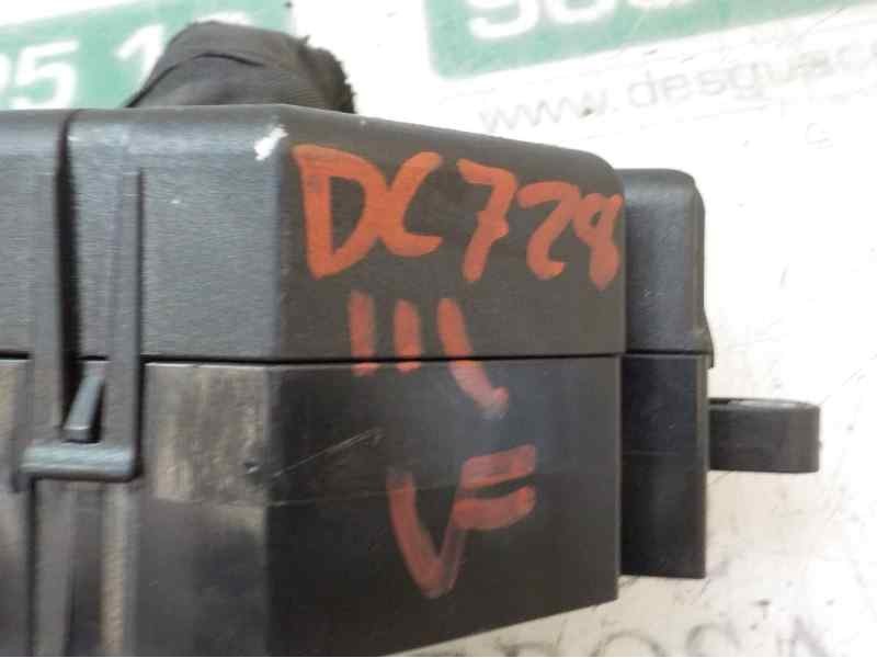 Recambio de caja reles / fusibles para volkswagen passat berlina (3c2) advance plus referencia OEM IAM 3C1941823  