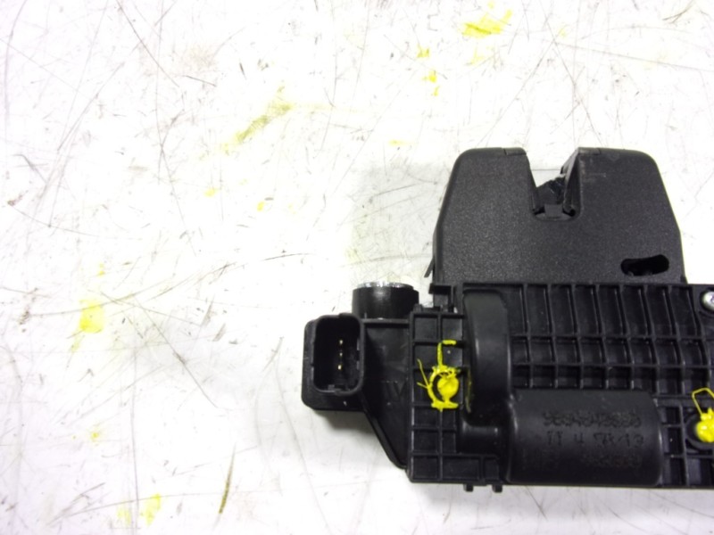 Recambio de cerradura maletero / porton para peugeot 208 (p2) 1.2 puretech referencia OEM IAM 8719F8 9684648680 