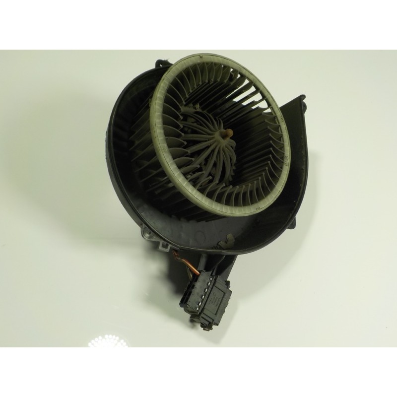 Recambio de motor calefaccion para skoda rapid 1.6 tdi dpf referencia OEM IAM 6Q1819015J 6Q1819015J 