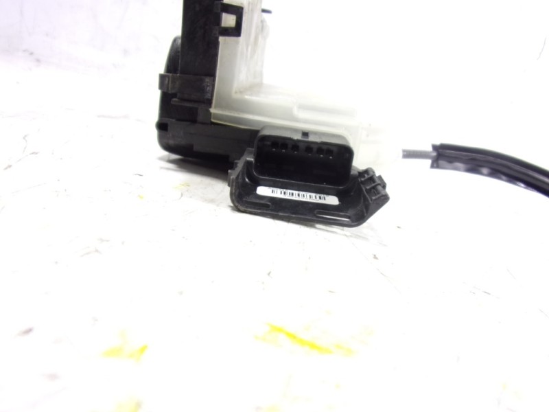 Recambio de cerradura puerta delantera derecha para peugeot 208 (p2) 1.2 puretech referencia OEM IAM 9829284780 16943870 